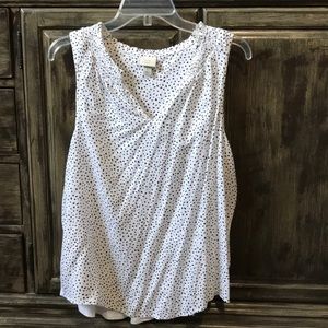 Women’s sleeveless blouse